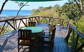 Treetops Inn